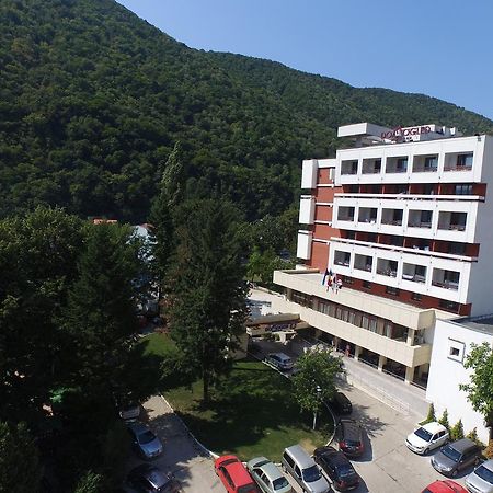 Hotel Domogled Băile Herculane Εξωτερικό φωτογραφία