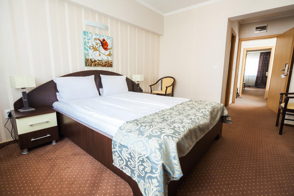 Hotel Domogled Băile Herculane Εξωτερικό φωτογραφία